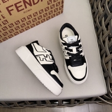 Fendi Low Shoes